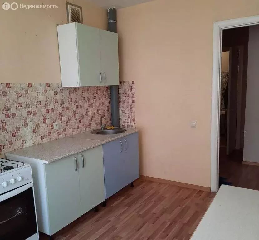 1к в 3-комнатной квартире (17 м) - Фото 1