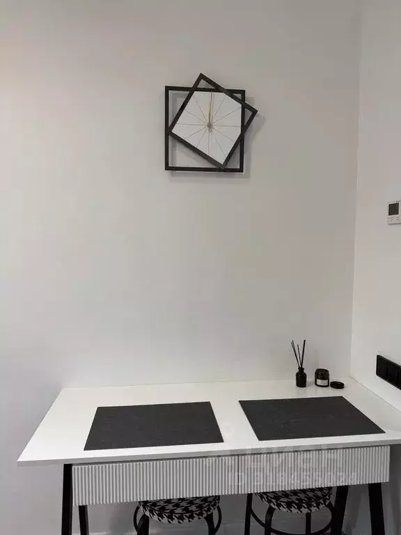 Студия Санкт-Петербург наб. Макарова, 58 (22.0 м) - Фото 1