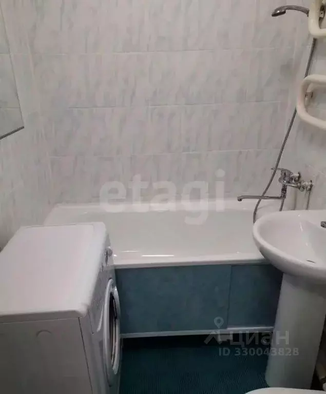 2-к кв. Алтайский край, Барнаул Брестская ул., 12 (45.0 м) - Фото 1