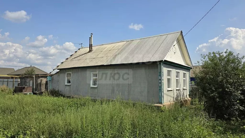 Дом в Оренбургская область, Оренбургский район, с. Южный урал Сельский ... - Фото 0