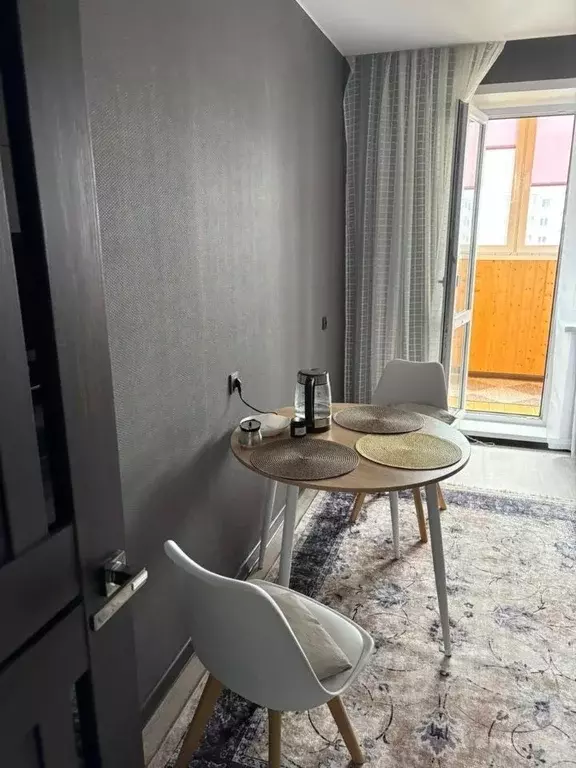 1-к кв. Омская область, Омск ул. Леонида Маслова, 1 (44.0 м) - Фото 2