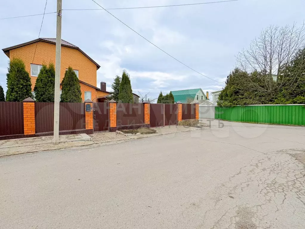 Дом 176,7 м на участке 8 сот. - Фото 0