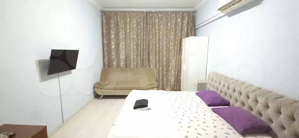 2-к. квартира, 60 м, 1/5 эт. - Фото 1