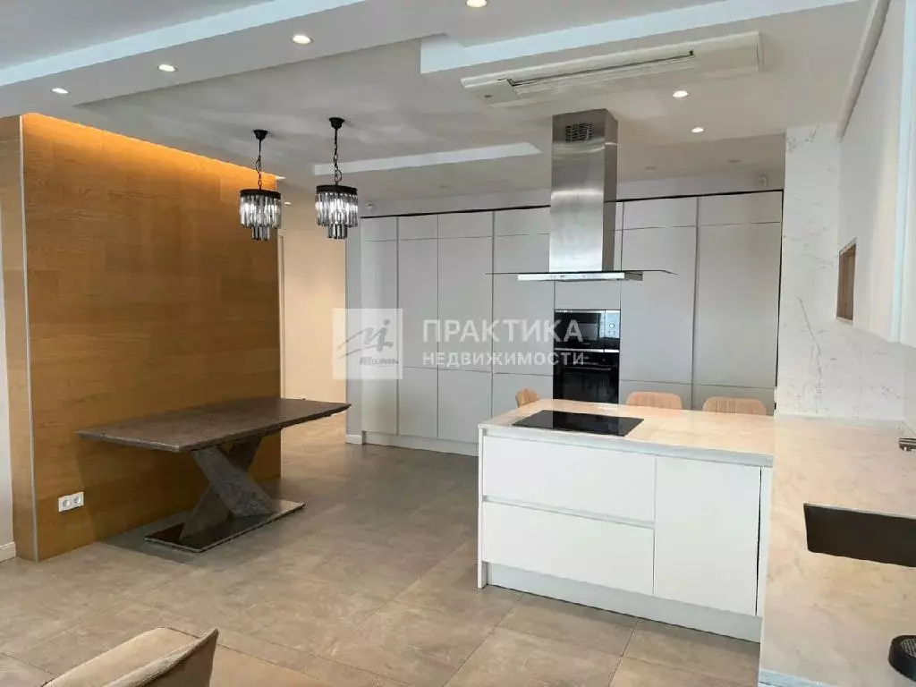 Продается 3-комнатная квартира - Фото 1