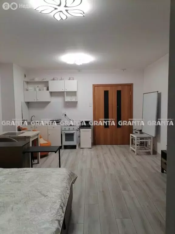 1-комнатная квартира: Красноярск, улица Алексеева, 3 (36.6 м) - Фото 1