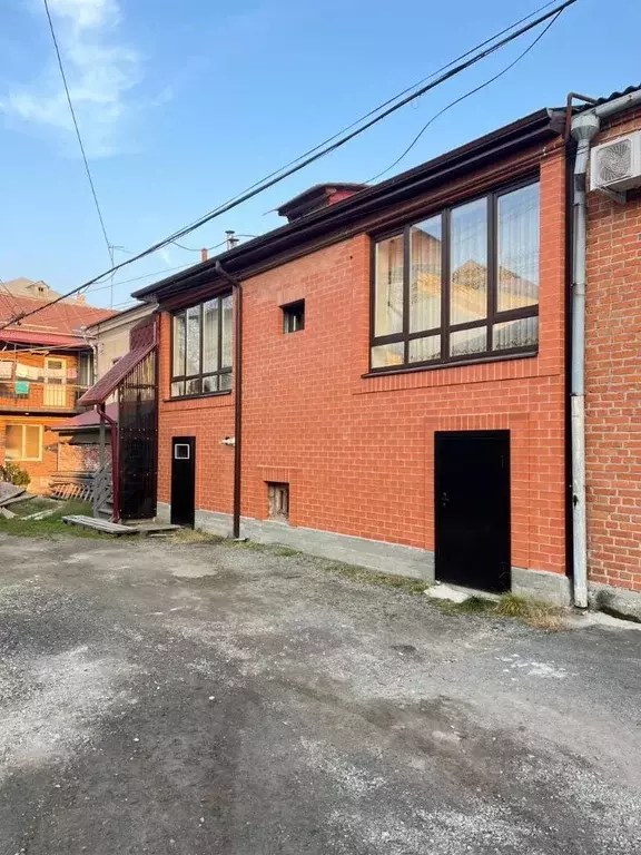 Дом в Северная Осетия, Владикавказ ул. Кирова (70 м) - Фото 1