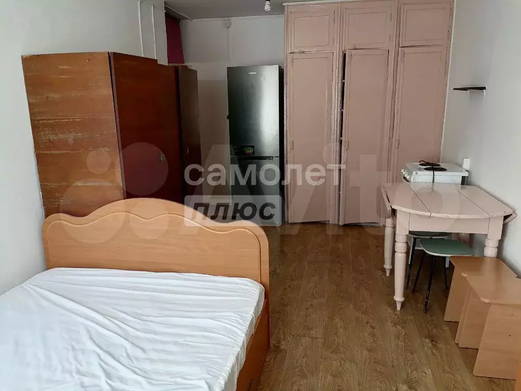 Комната 17,6 м в 1-к., 1/5 эт. - Фото 1