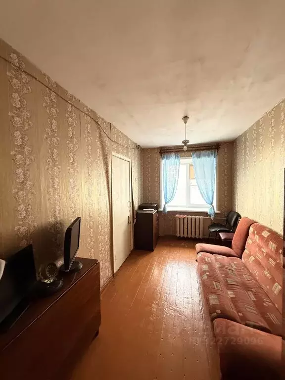 2-к кв. Архангельская область, Архангельск ул. Павла Усова, 25 (42.2 ... - Фото 2