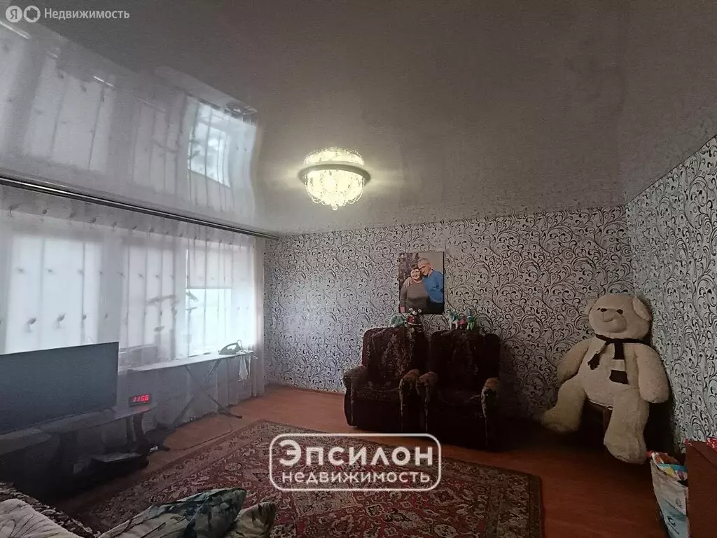 3-комнатная квартира: Курск, улица Карла Маркса, 58 (57.2 м) - Фото 0