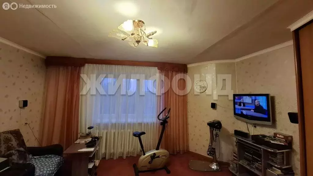 3-комнатная квартира: Верхняя Салда, улица Энгельса, 69 (78 м) - Фото 1