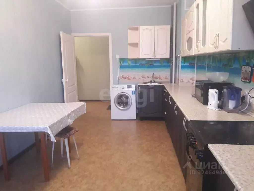 3-к кв. Саратовская область, Саратов ул. Имени К.Г. Уфимцева, 3Б (81.5 ... - Фото 1