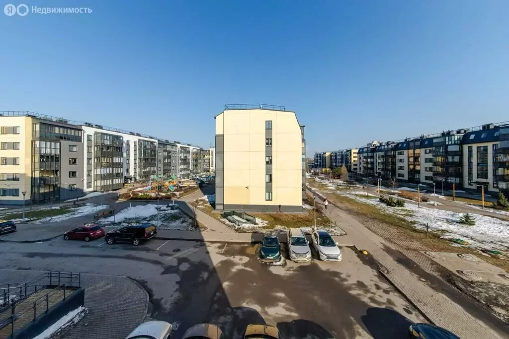 3-комнатная квартира: Колпино, Рубежное шоссе, 10 (66.5 м) - Фото 1