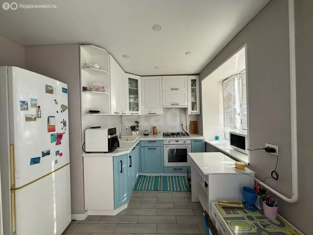 3-комнатная квартира: Южноуральск, Спортивная улица, 42 (59 м) - Фото 1