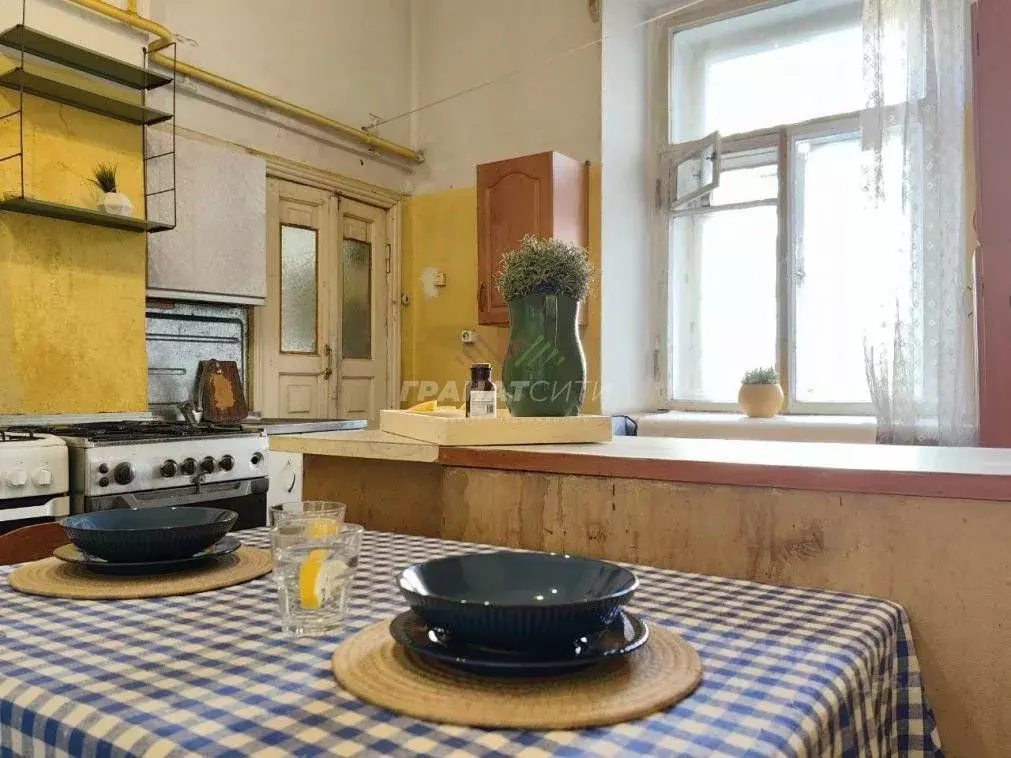 3-к кв. Омская область, Омск ул. Таубе, 10 (81.5 м) - Фото 2