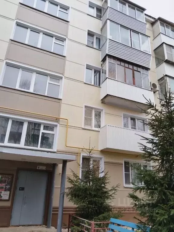 2-к кв. Московская область, Лобня Деповская ул., 4 (45.0 м) - Фото 1