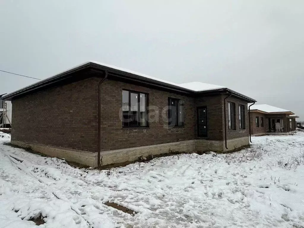 Дом в Калужская область, Калуга городской округ, д. Чижовка 8 (105 м) - Фото 0