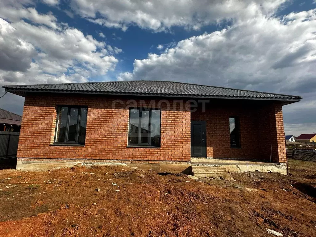 Дом в Оренбургская область, с. Ташла ул. Коммунарская, 51 (87 м) - Фото 2