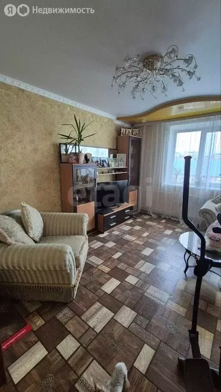 4-комнатная квартира: Прокопьевск, улица Есенина, 94 (78 м) - Фото 1