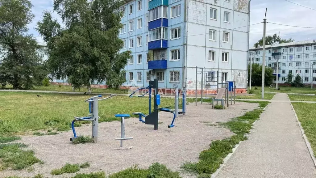 2-к кв. Иркутская область, Усолье-Сибирское ул. Луначарского, 43 (44.4 ... - Фото 2