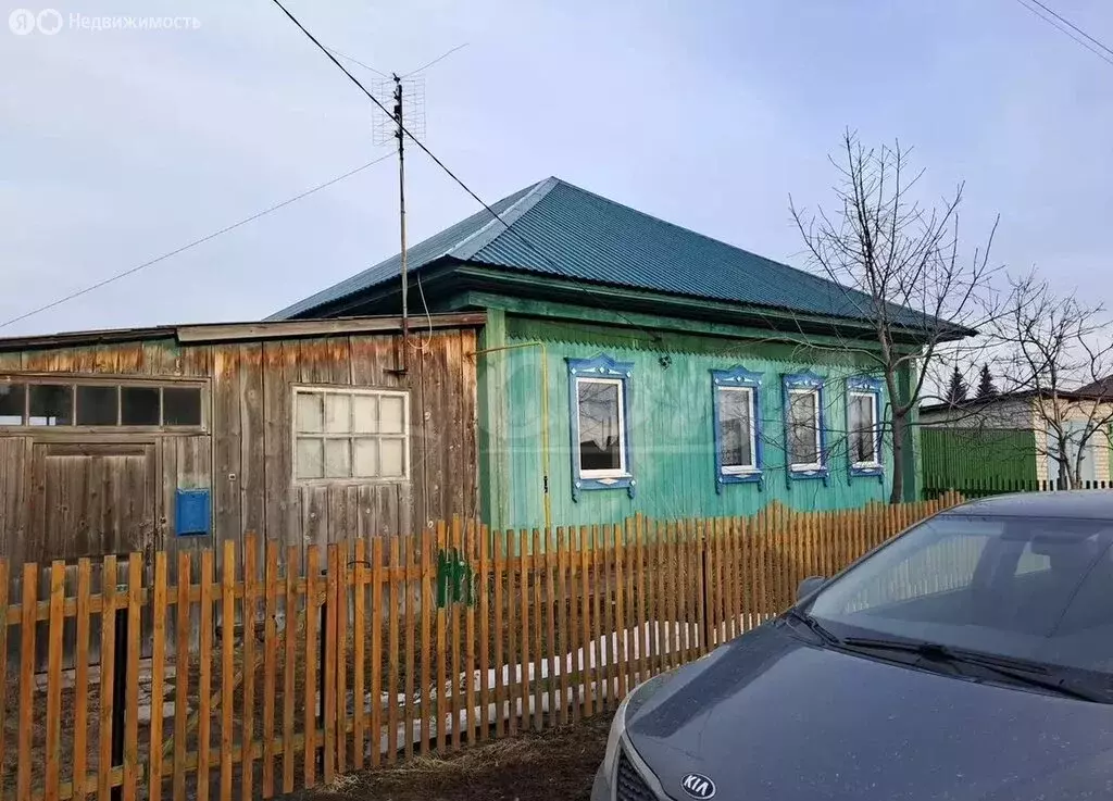 Дом в Тюменская область, Ялуторовский муниципальный округ, село Старый ... - Фото 1
