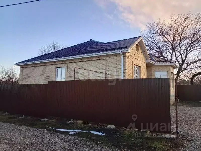 Дом в Ставропольский край, Михайловск Шпаковский район, Мельничная ... - Фото 2