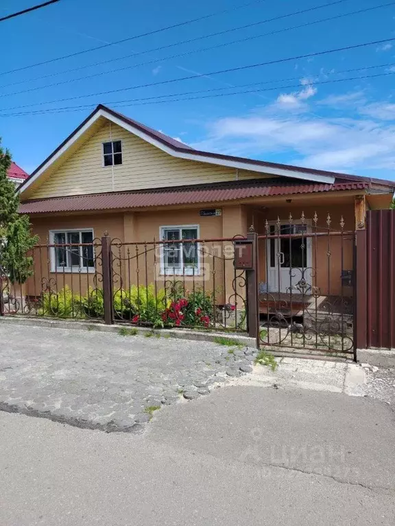 Дом в Нижегородская область, Нижний Новгород Унженская ул., 27 (108 м) - Фото 1