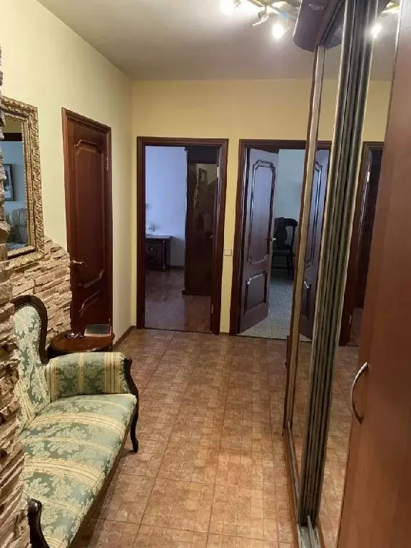 Продается 3-комнатная квартира - Фото 2