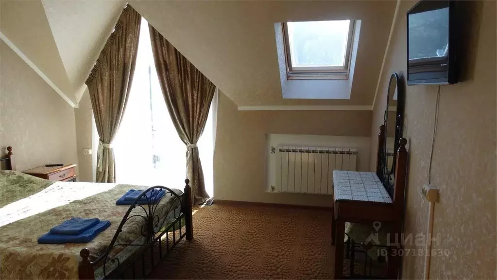 Комната Кабардино-Балкария, Эльбрусский район, с. Терскол  (63.0 м) - Фото 1