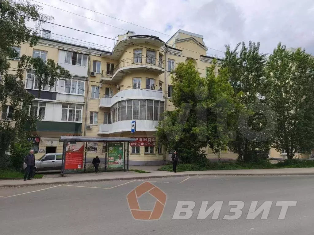 Торговое помещение у станции метро  Победы - Фото 1