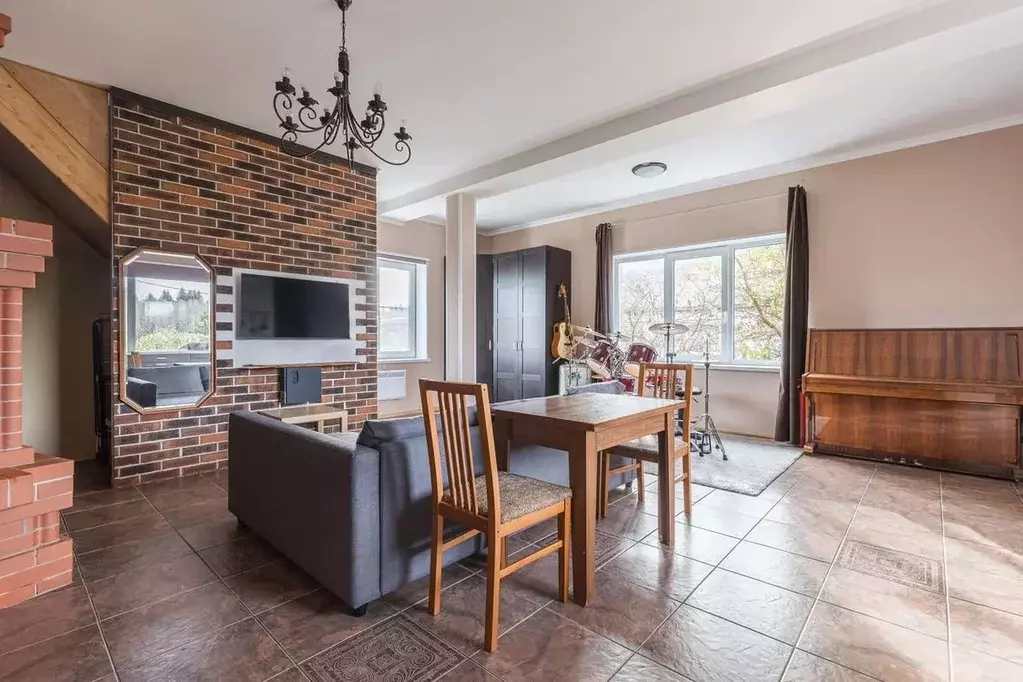 Коттедж в Ленинградская область, Волосовский район, Большеврудское ... - Фото 1