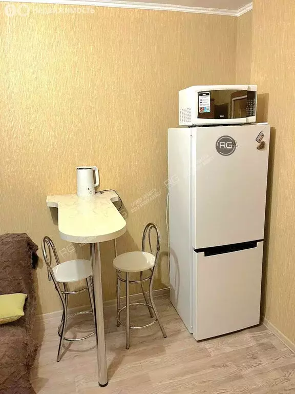 1к в 2-комнатной квартире (15 м) - Фото 1