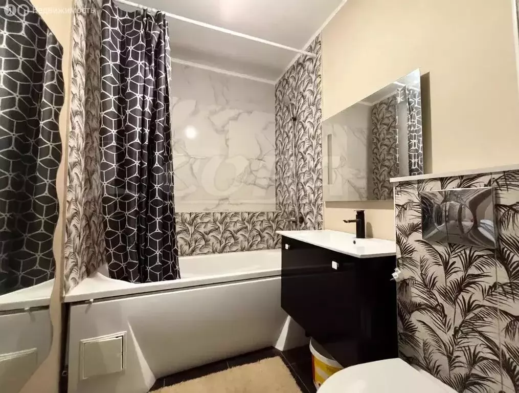 Квартира-студия: Тюмень, Обдорская улица, 1к1 (30 м) - Фото 1