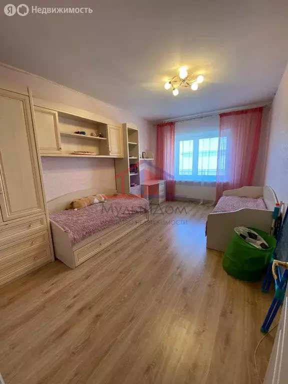 3-комнатная квартира: Старый Оскол, микрорайон Степной, 20 (98.5 м) - Фото 1