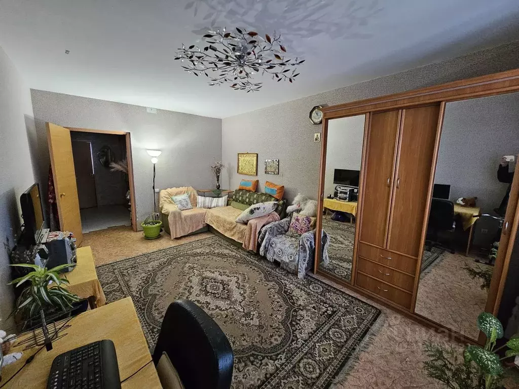 Комната Омская область, Омск Барнаульская ул., 45 (18.0 м) - Фото 0