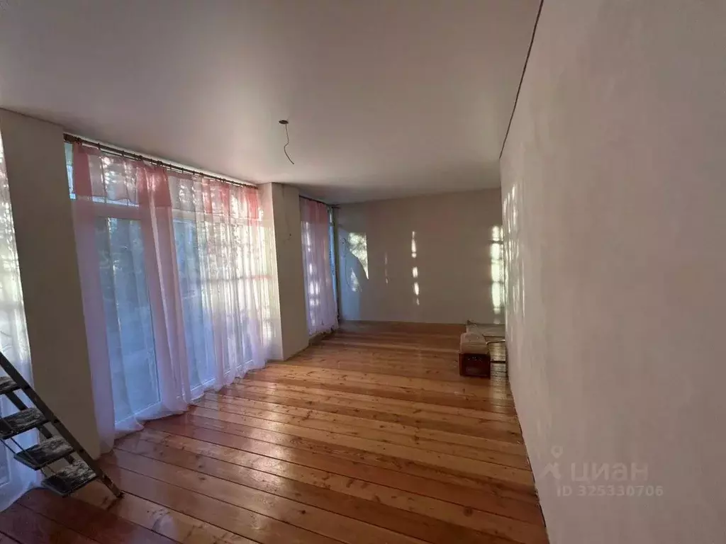 Дом в Крым, Ялта муниципальный округ, Симеиз пгт ул. Советская (220 м) - Фото 2