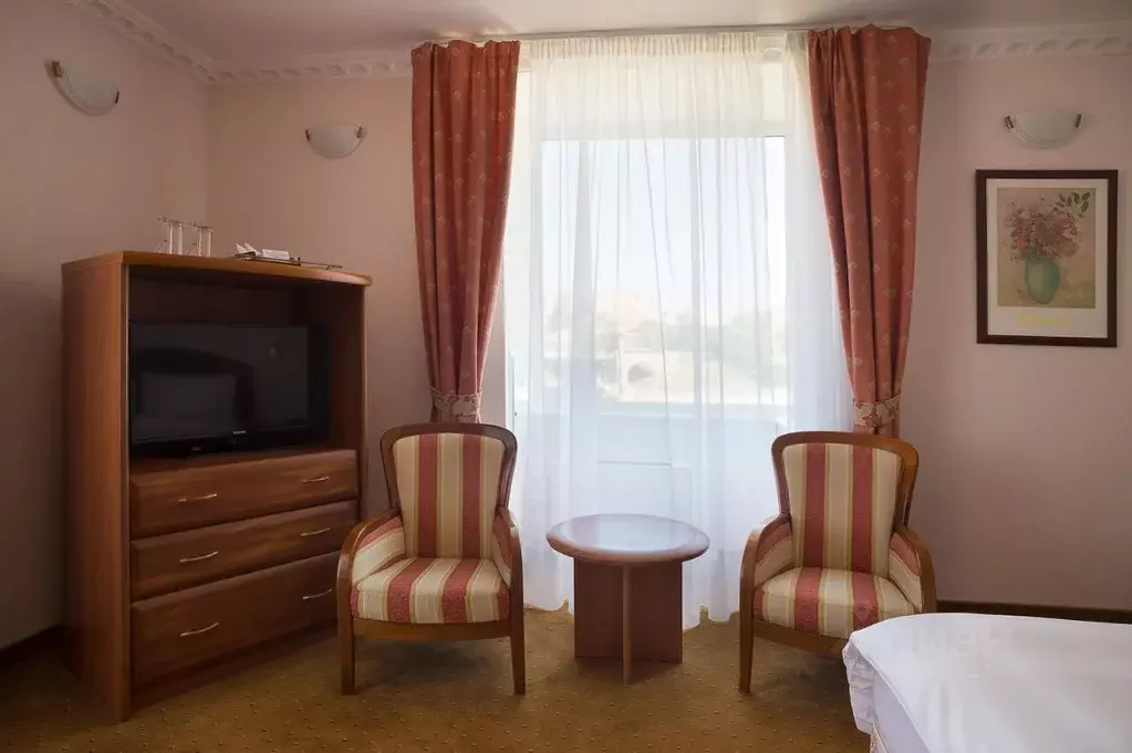 Комната Москва пл. Евразии, 2 (40.0 м) - Фото 2