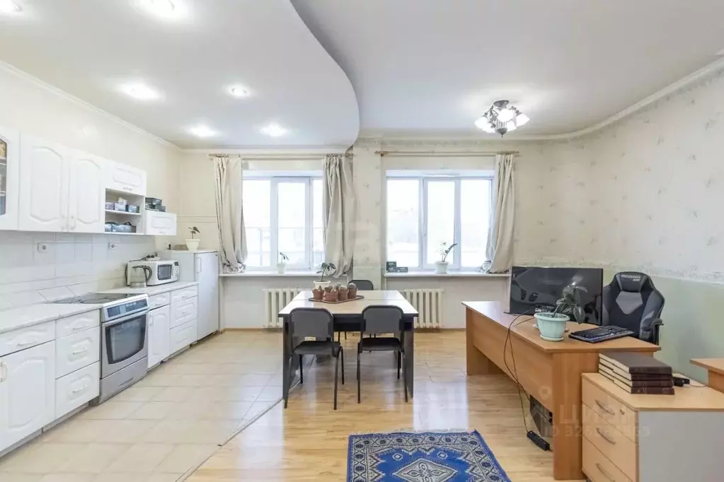 4-к кв. Тюменская область, Тюмень Холодильная ул., 85к1 (181.0 м) - Фото 1