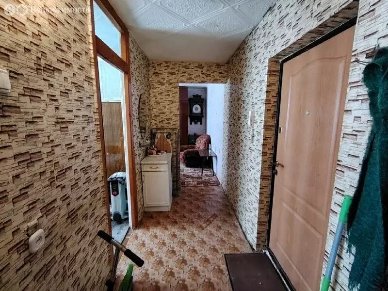 2-комнатная квартира: Нижние Серги, улица Розы Люксембург, 80 (38.8 м) - Фото 1