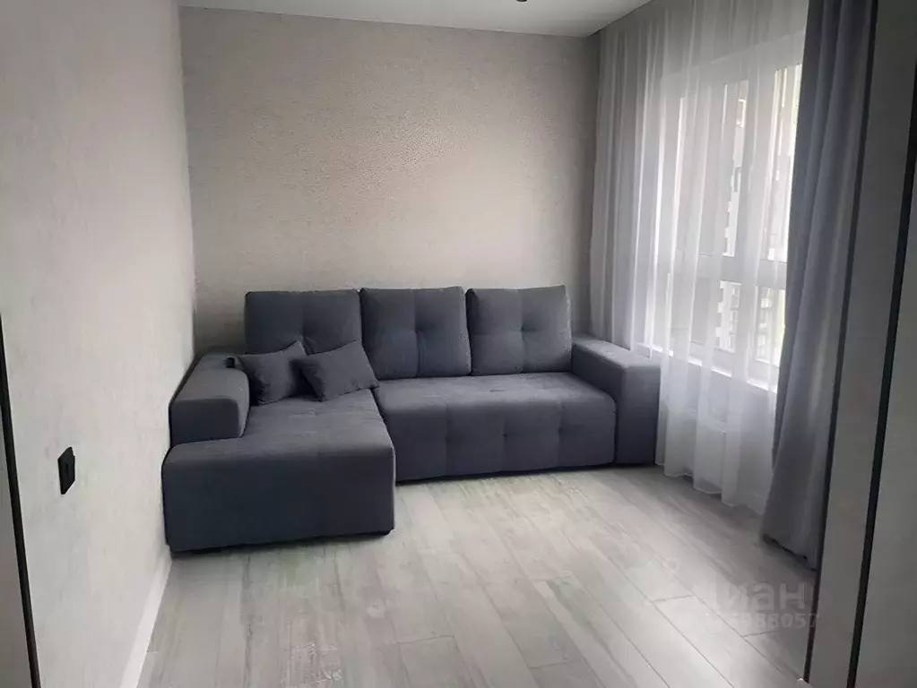 3-к кв. Новосибирская область, Новосибирск ул. Ясный Берег, 33 (60.0 ... - Фото 1