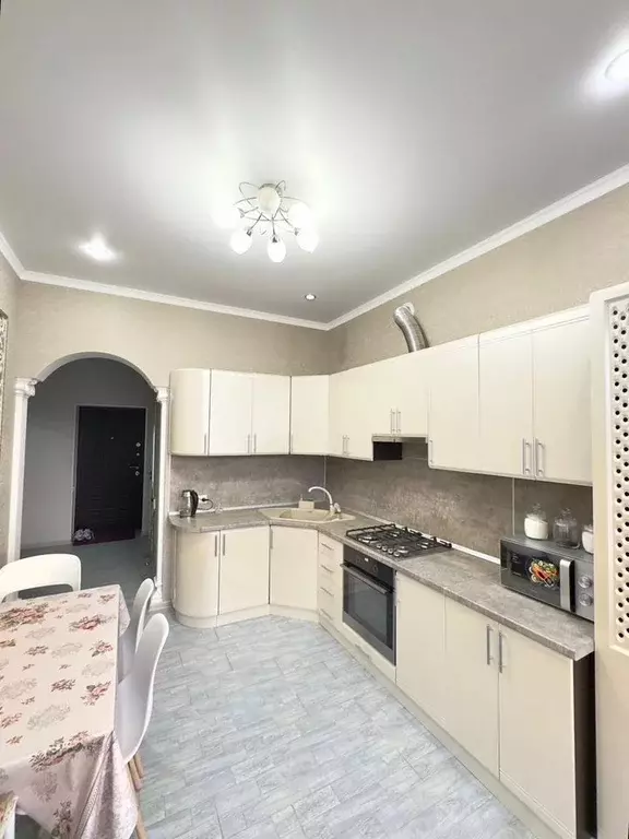 2-к кв. Ставропольский край, Ессентуки ул. 60 лет Победы, 7 (65.0 м) - Фото 2