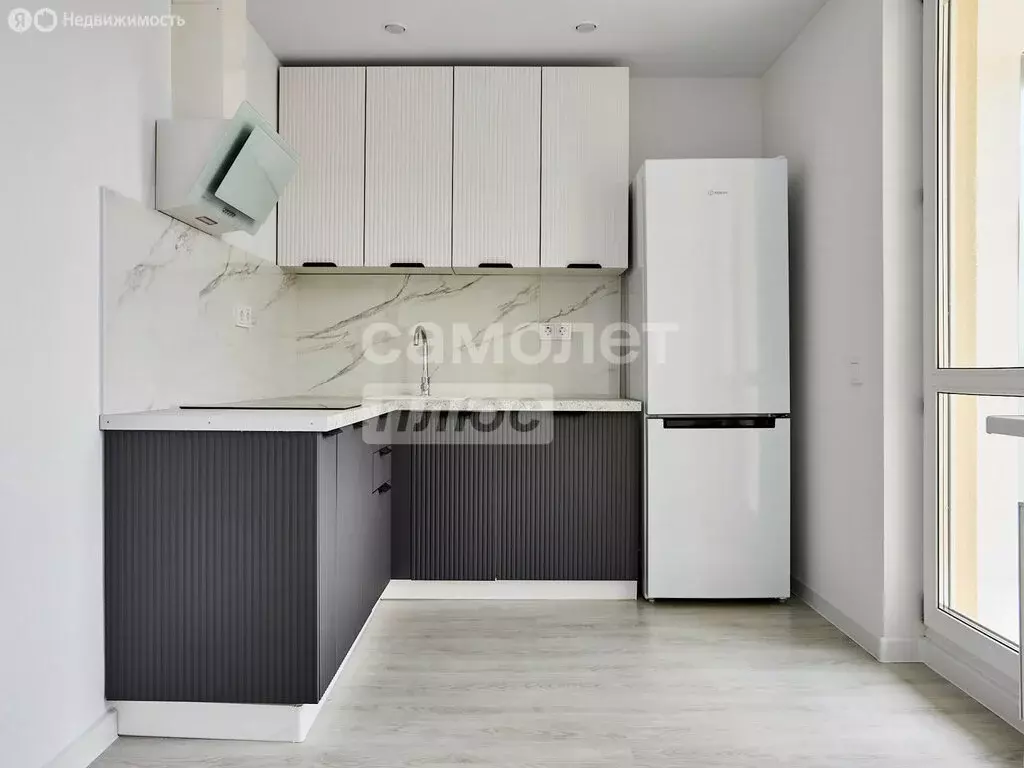 Квартира-студия: Мурино, улица Шувалова, 32 (32 м) - Фото 1