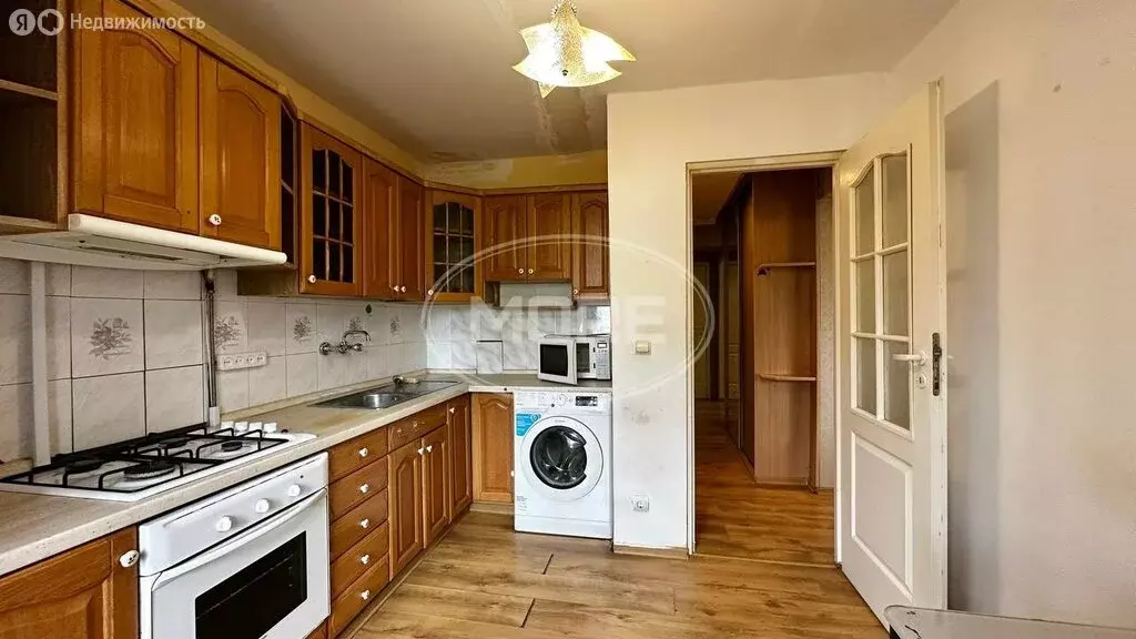 3-комнатная квартира: Калининград, Красносельская улица, 80А (72 м) - Фото 1