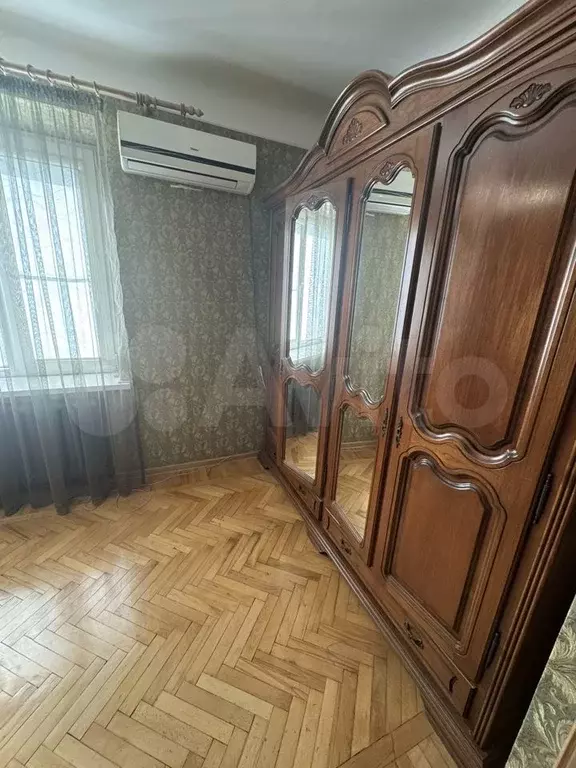 2-к. квартира, 60 м, 2/4 эт. - Фото 1