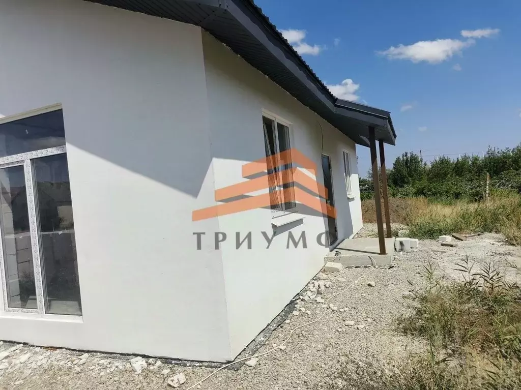 Дом в Крым, Кировский район, с. Яркое Поле ул. Новоселов (86 м) - Фото 1