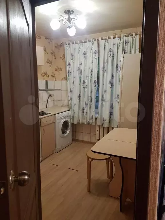 1-к. квартира, 32 м, 1/5 эт. - Фото 0