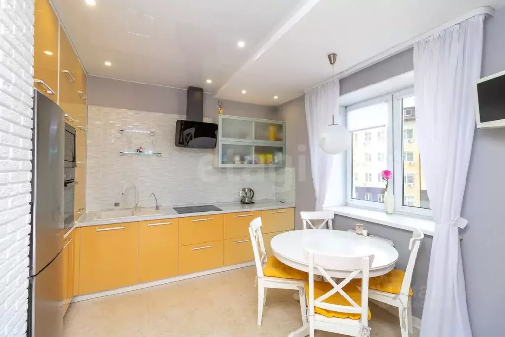 3-к кв. Тюменская область, Тюмень Солнечный проезд, 25к1 (89.1 м) - Фото 1