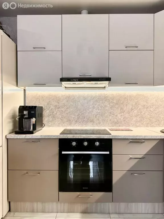 2-комнатная квартира: Казань, улица Умырзая, 12 (55.4 м) - Фото 1