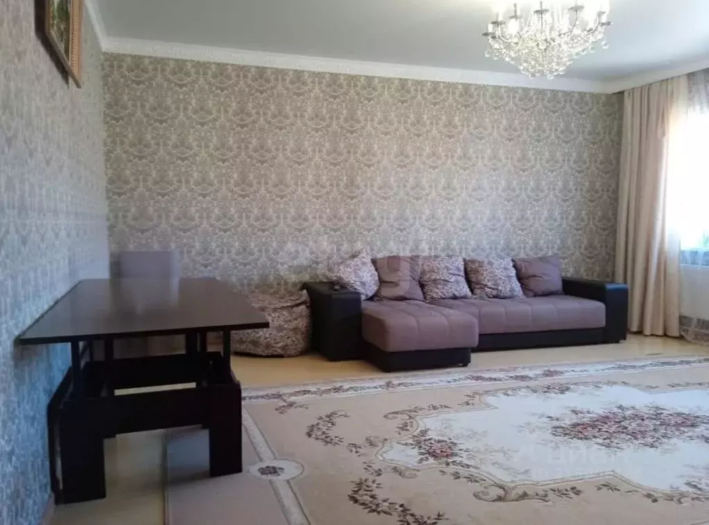 Дом в Брянская область, Карачев ул. Пушкина (150 м) - Фото 0