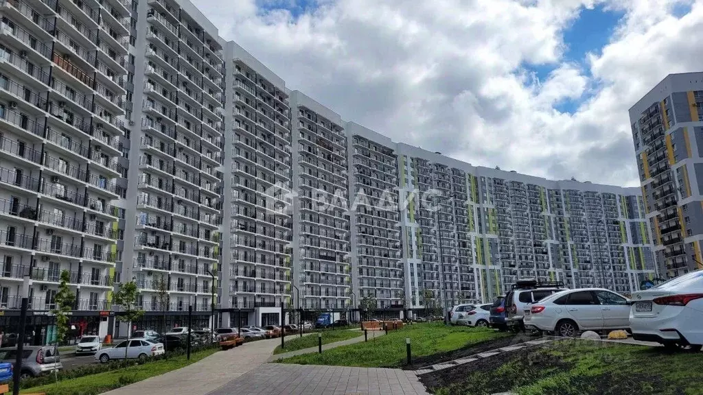 3-к кв. Пензенская область, Пенза ул. Генерала Глазунова, 11 (80.0 м) - Фото 0