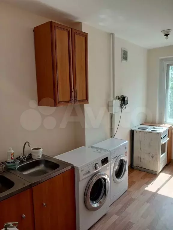 Комната 13 м в 4-к., 3/5 эт. - Фото 0